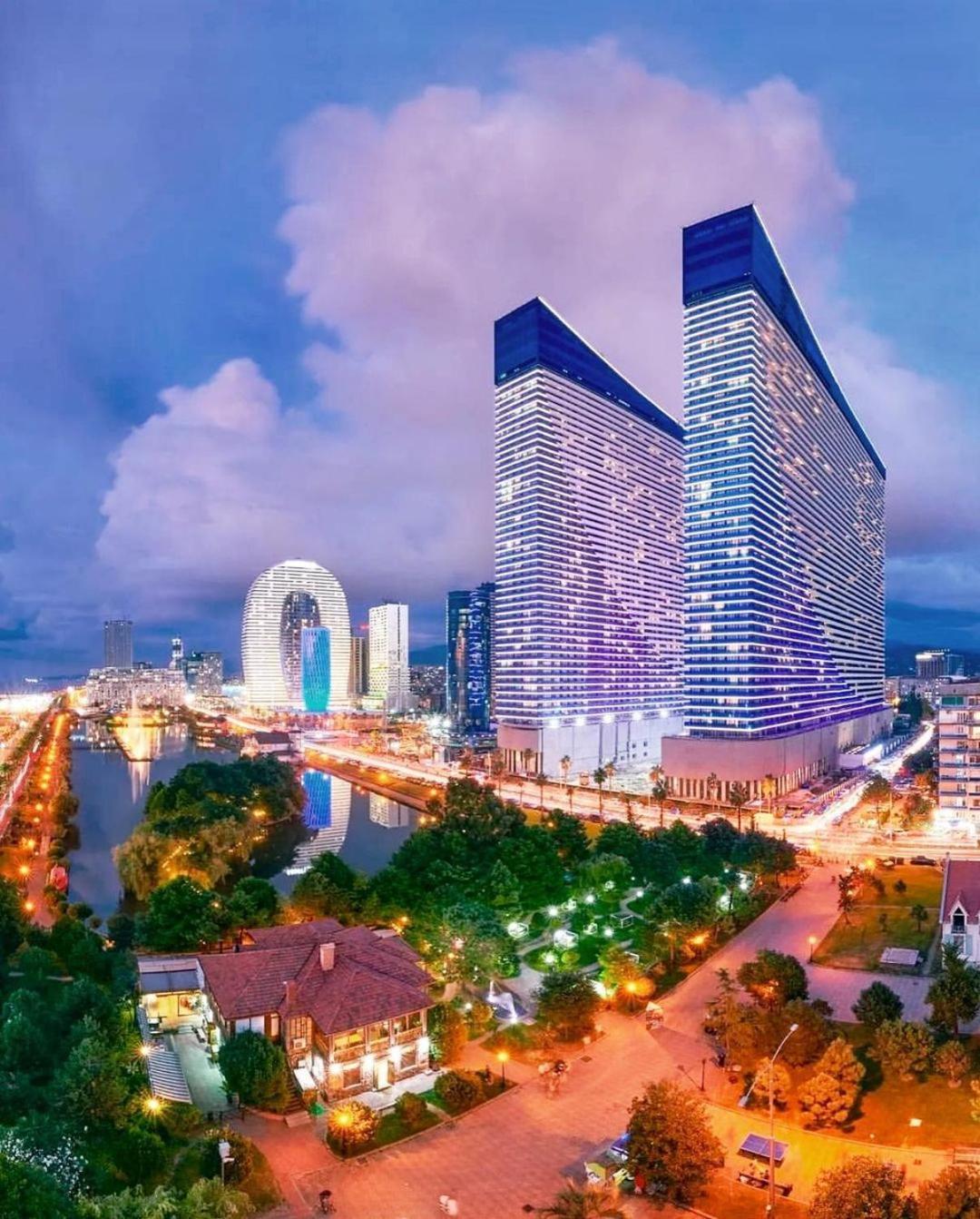 Orbi City Sea View Batumi Exterior foto