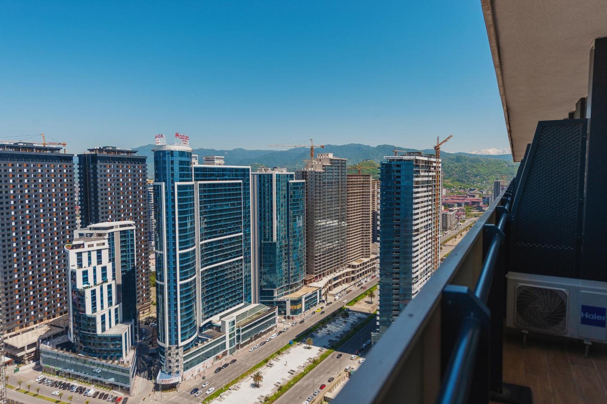 Orbi City Sea View Batumi Exterior foto